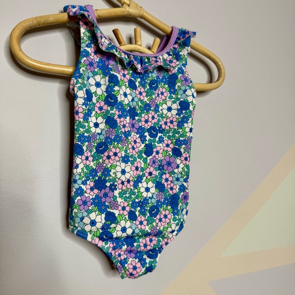 Baby Boden floral one piece - Picture 2 of 5